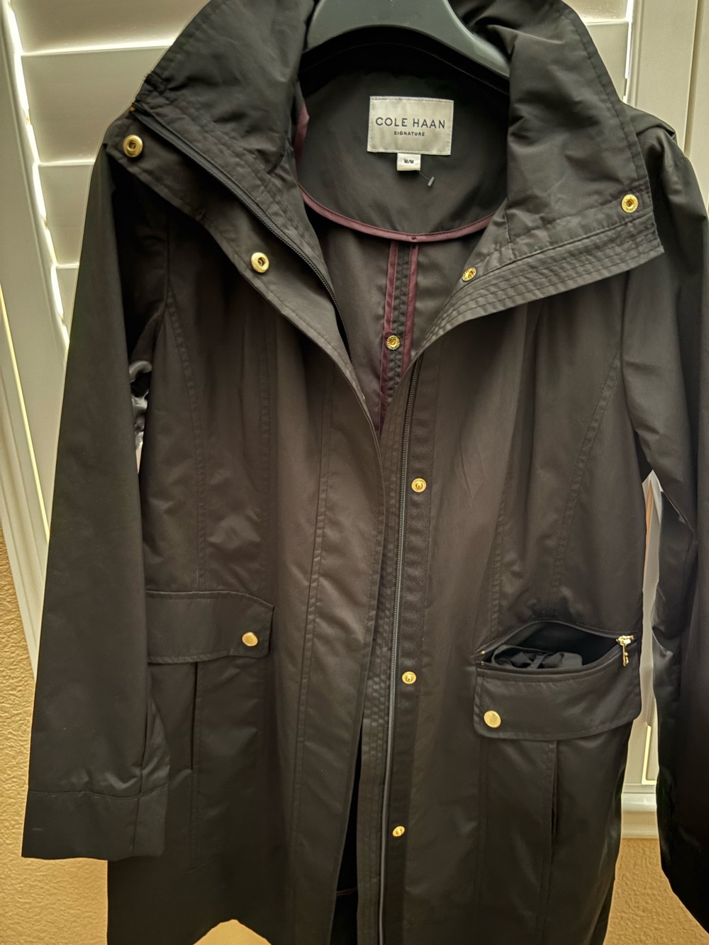 Cole Haan Signature Black Packable Rain Jacket with Pouch LIKE NEW - Picture 2 of 12